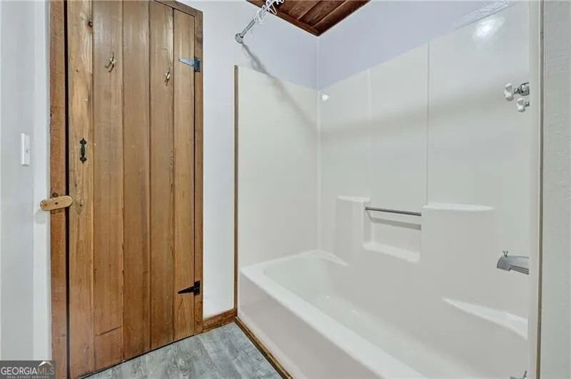 28 AC Jolley Way