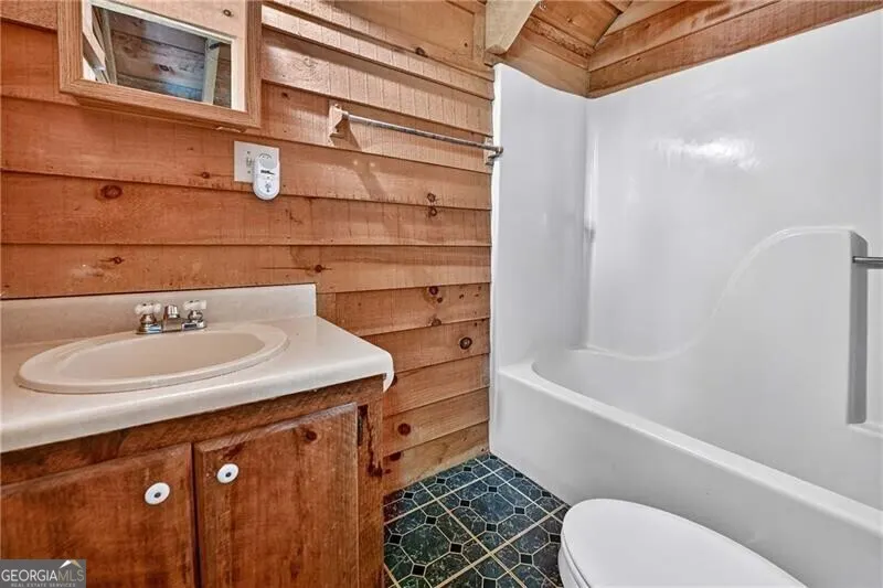 28 AC Jolley Way