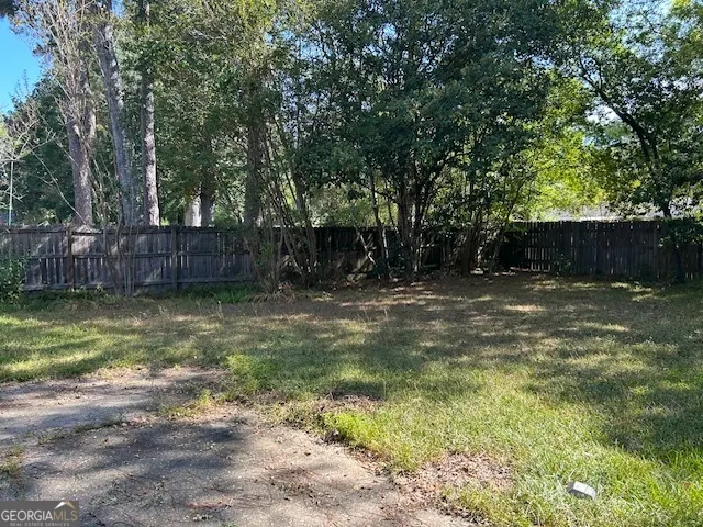 2608 Juniper Avenue