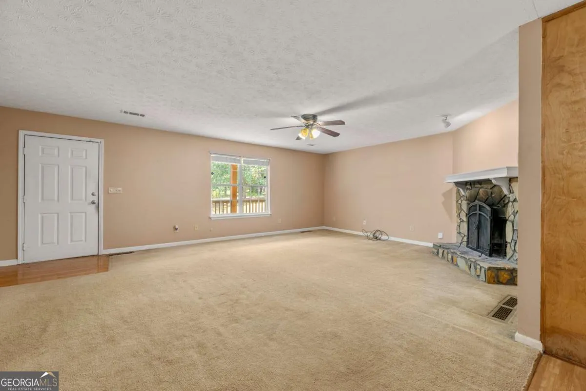4682 Bullock Lane