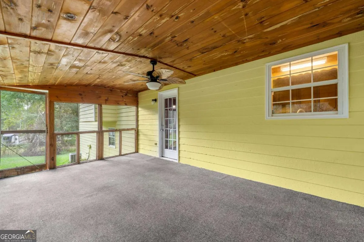 4682 Bullock Lane
