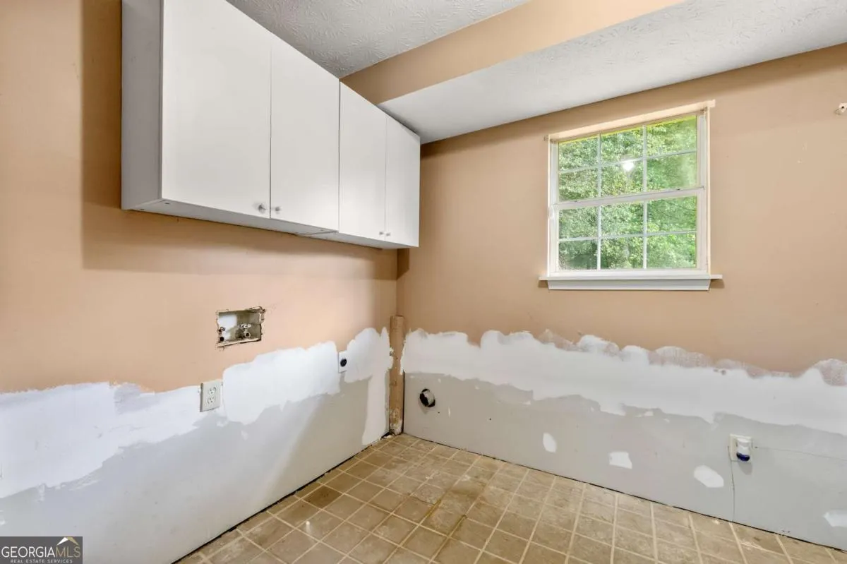 4682 Bullock Lane