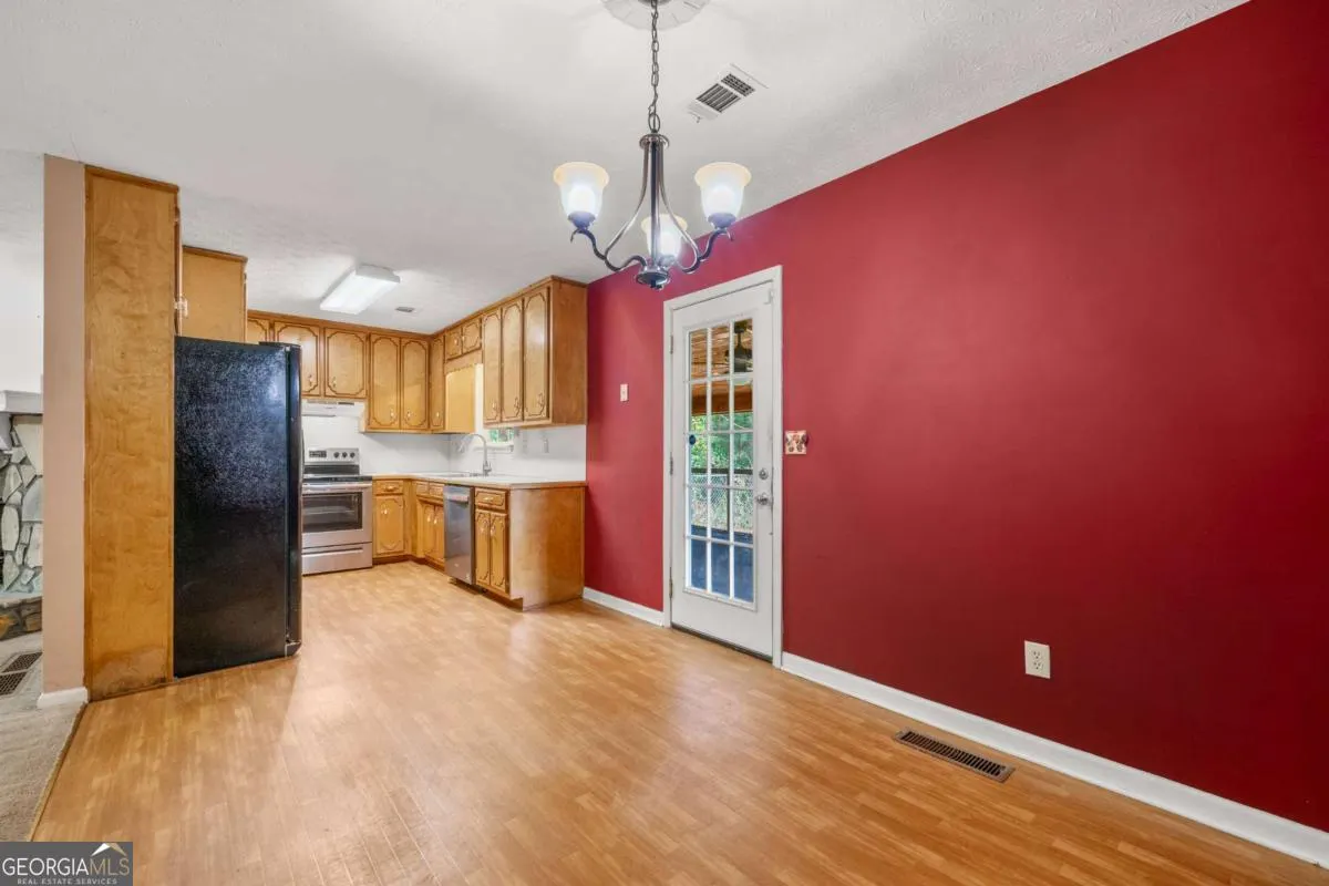 4682 Bullock Lane