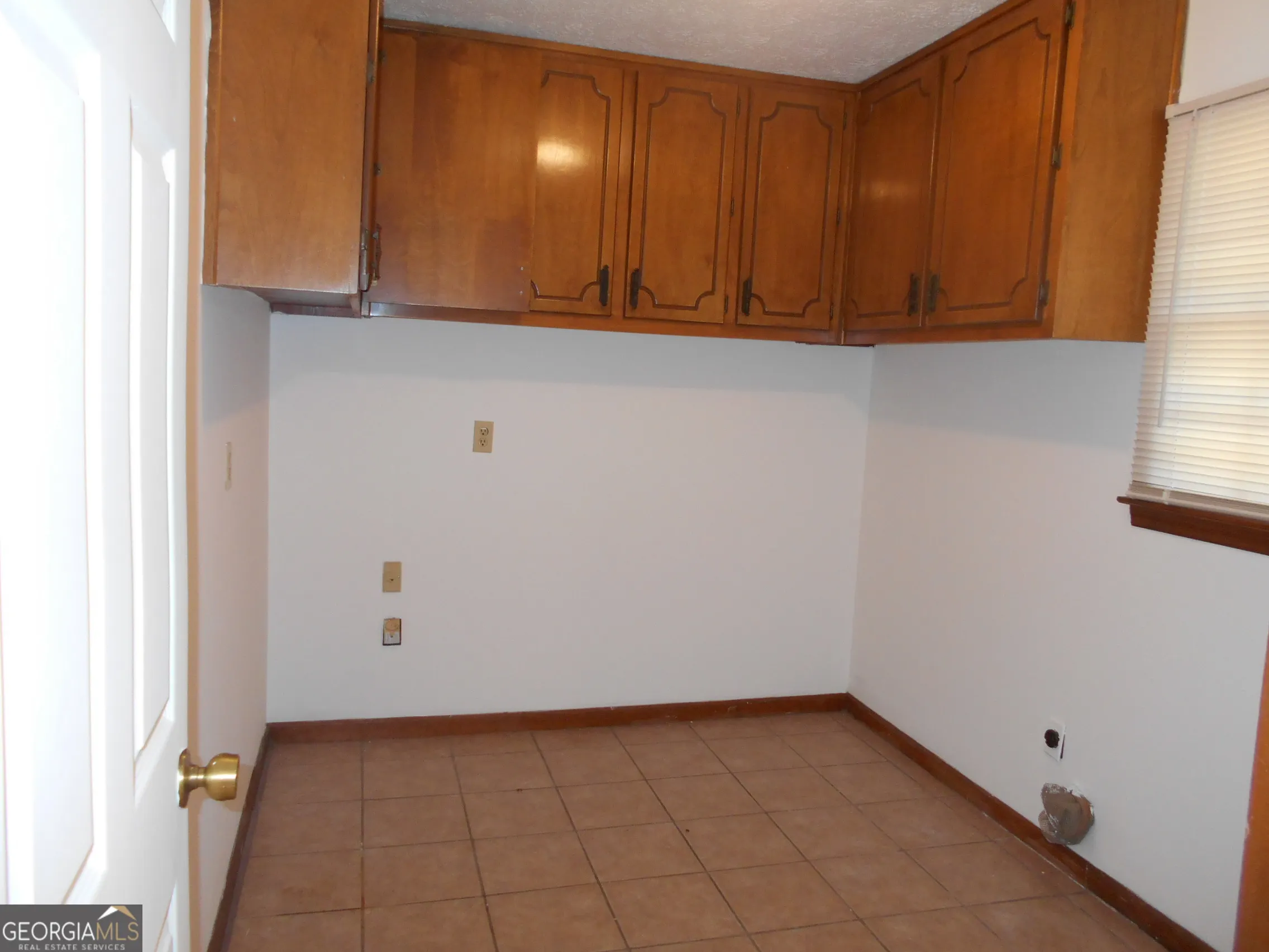 551 Racetrack Road