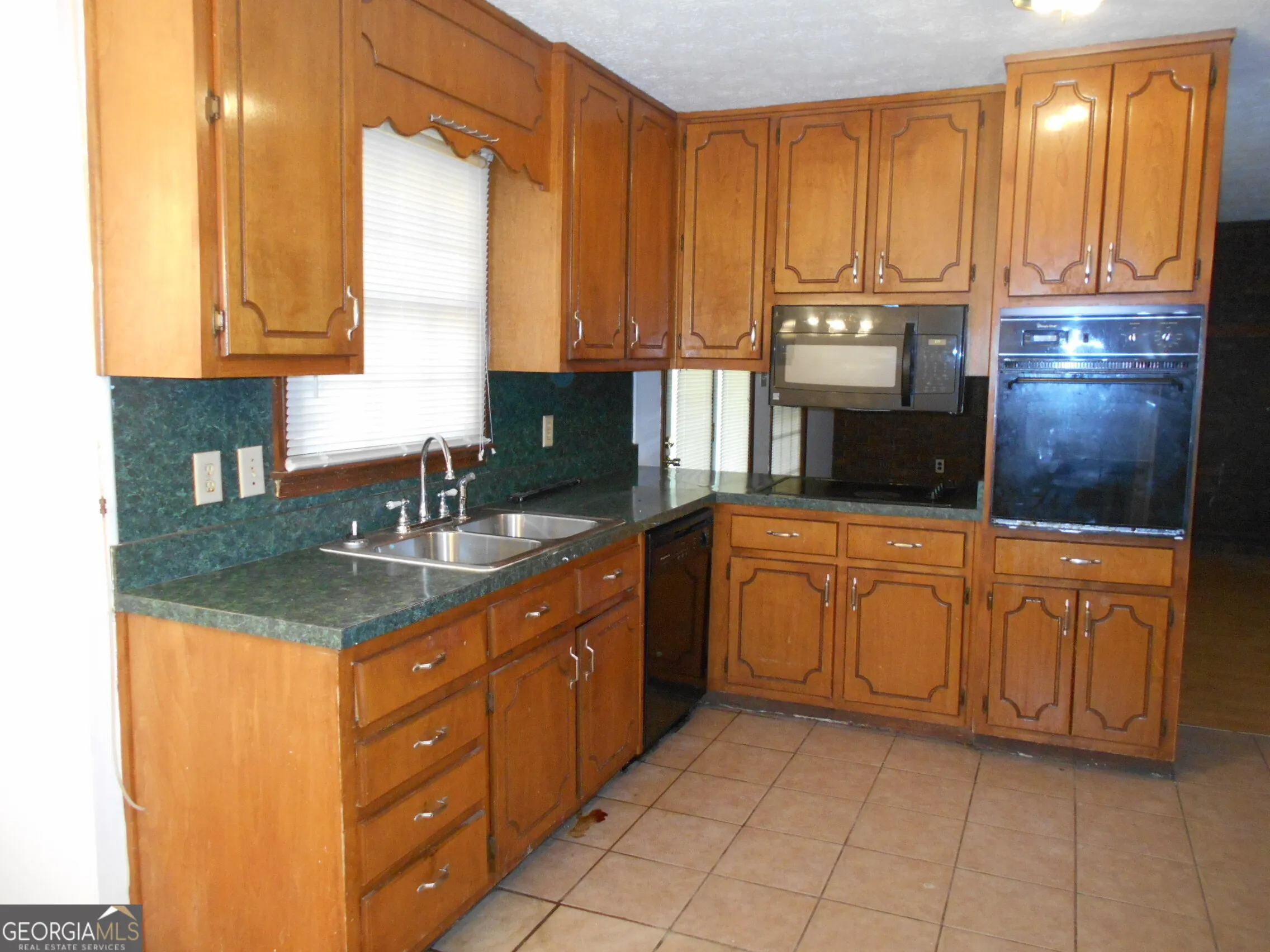551 Racetrack Road