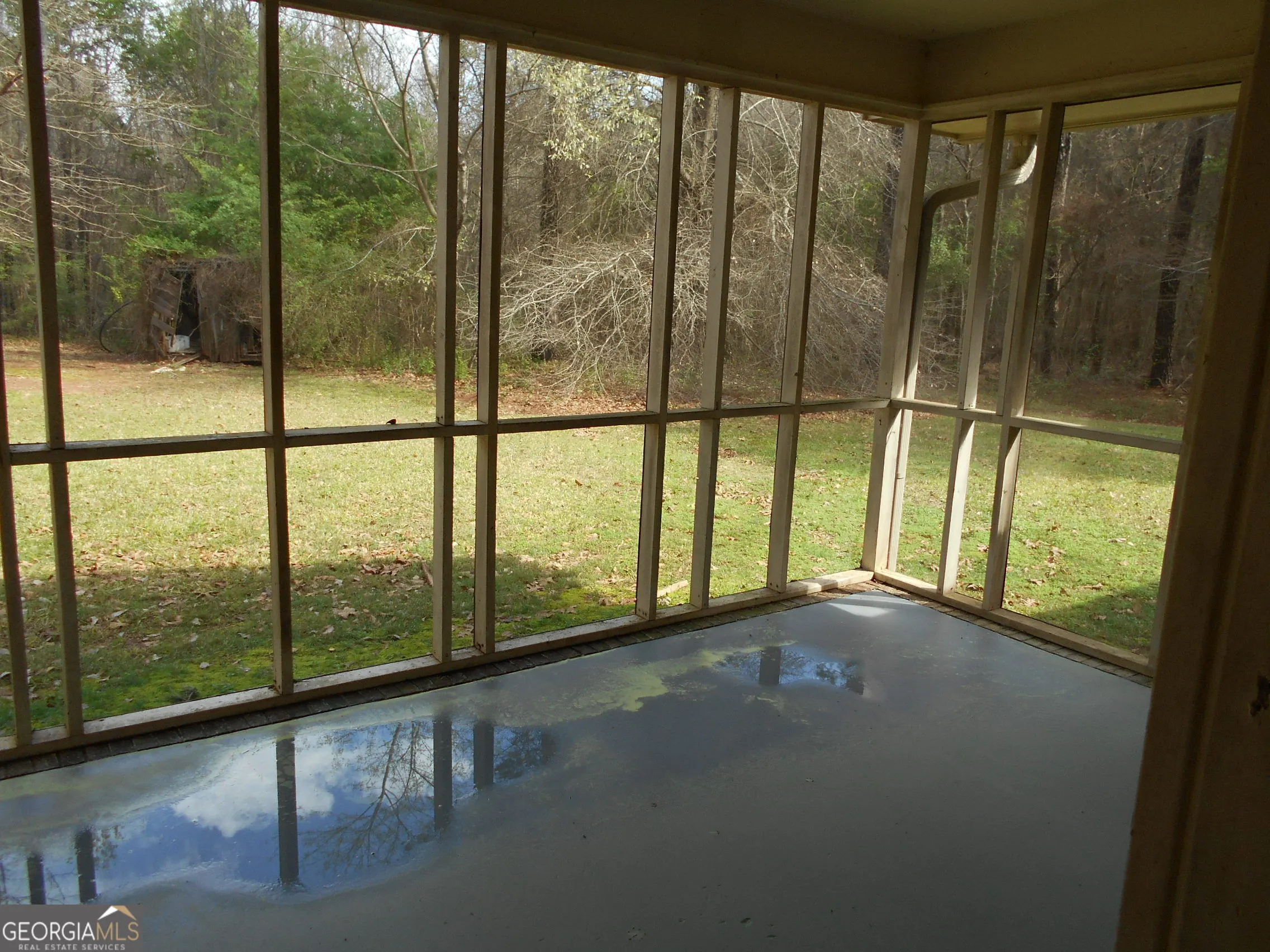 551 Racetrack Road