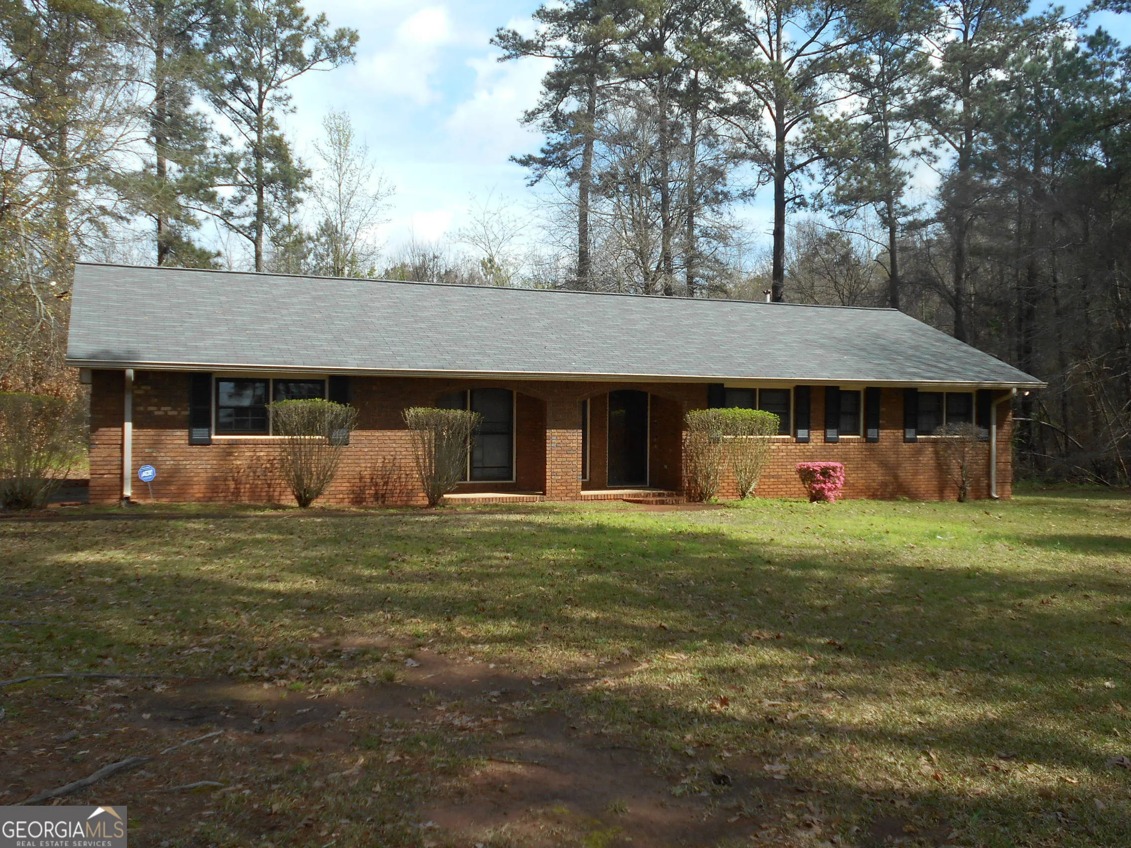 551 Racetrack Road