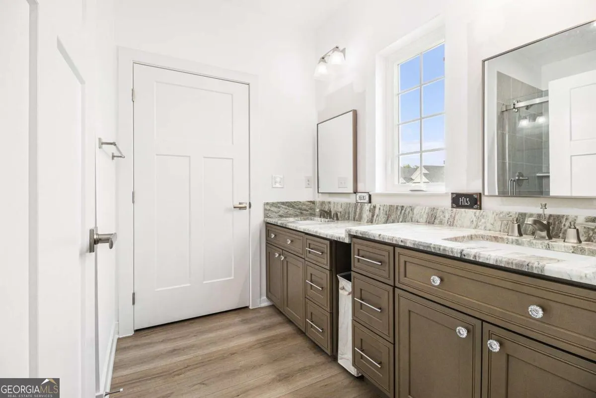 1105 Burlington Court
