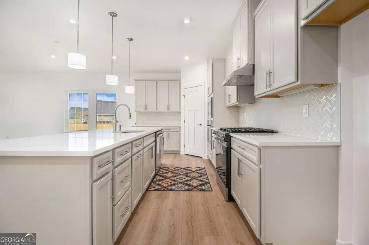 1105 Burlington Court