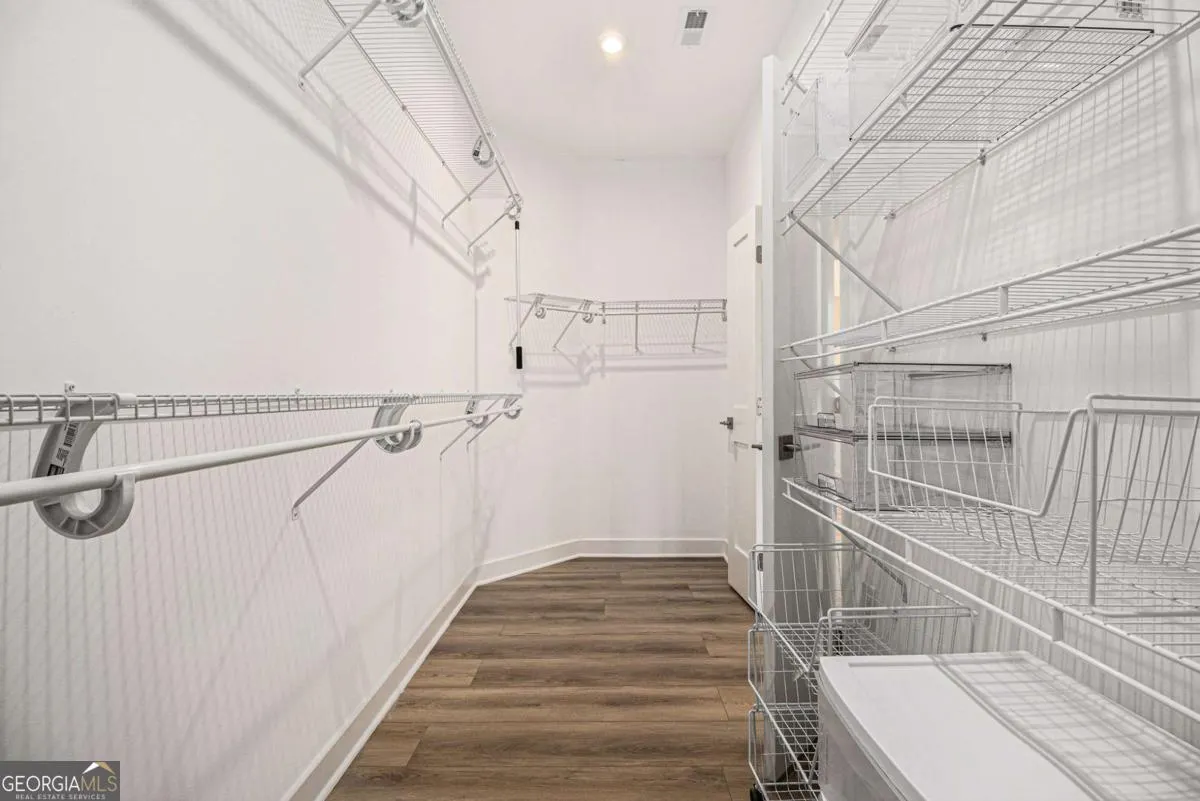 1105 Burlington Court