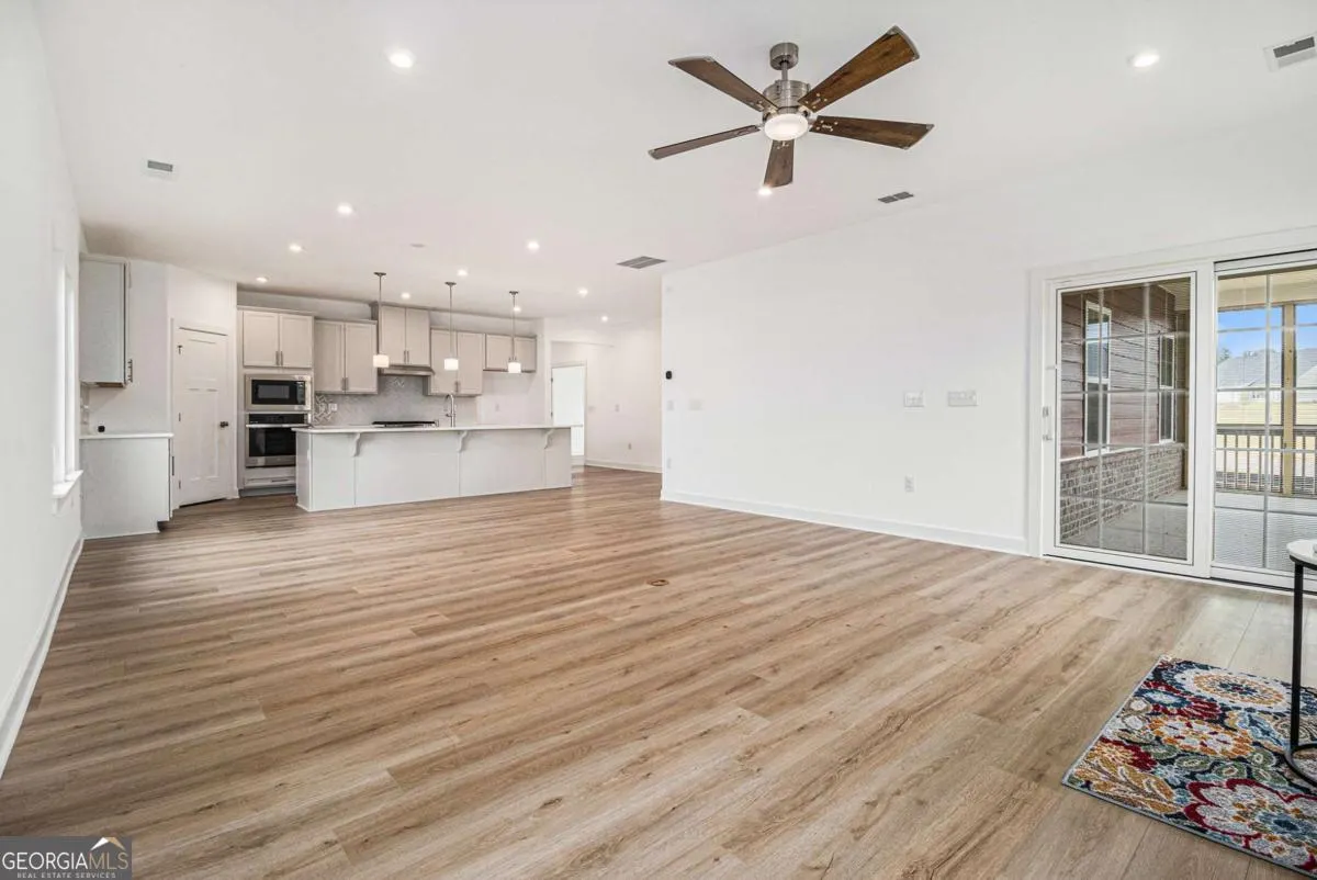 1105 Burlington Court