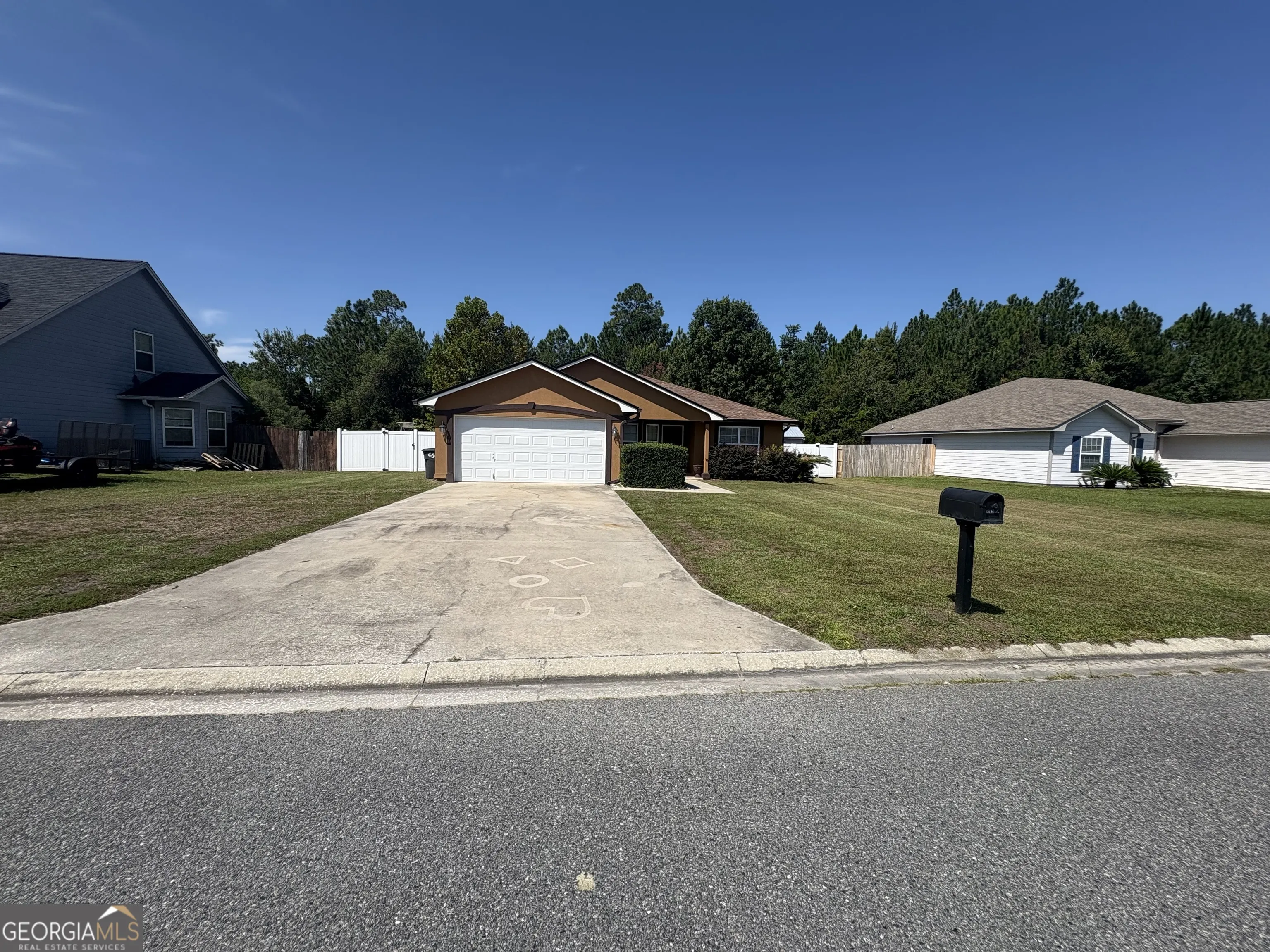 603 Victorias Circle