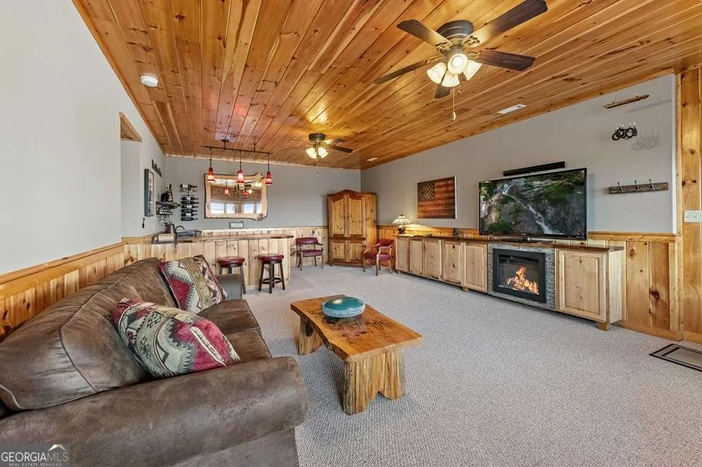 218 Chickadee Drive