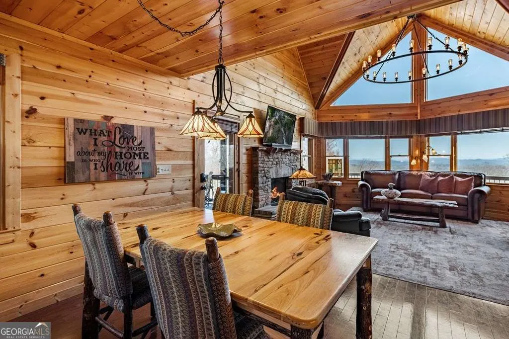 218 Chickadee Drive