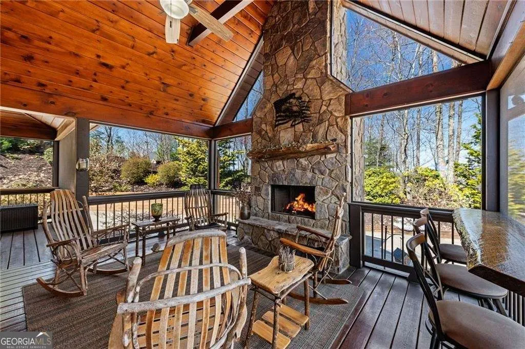 218 Chickadee Drive