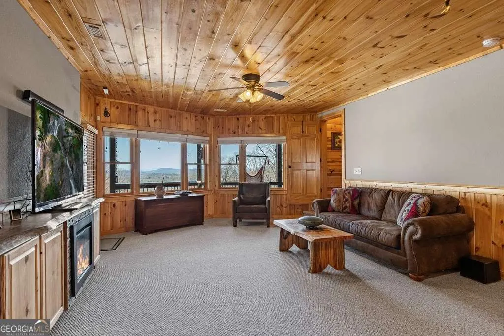 218 Chickadee Drive