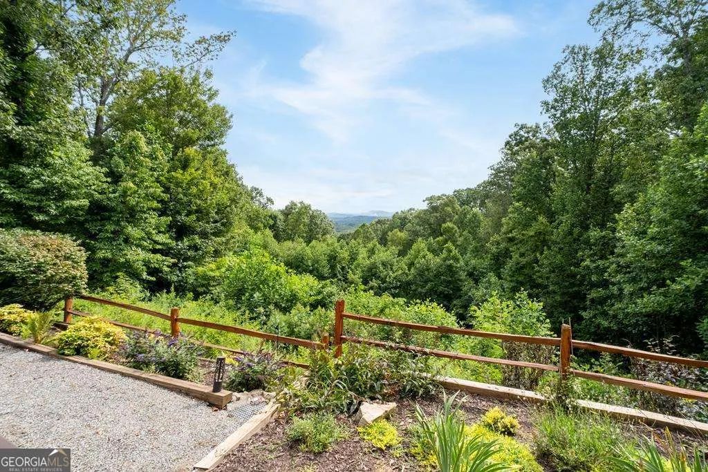 218 Chickadee Drive