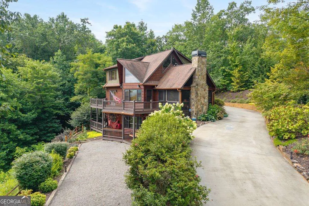 218 Chickadee Drive