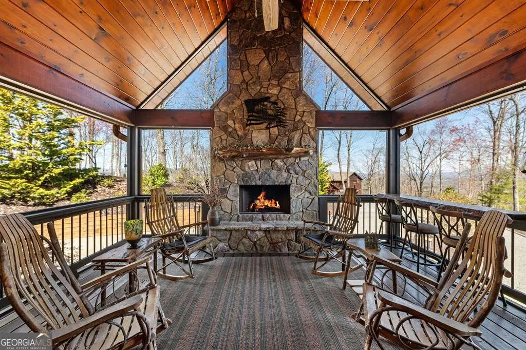 218 Chickadee Drive