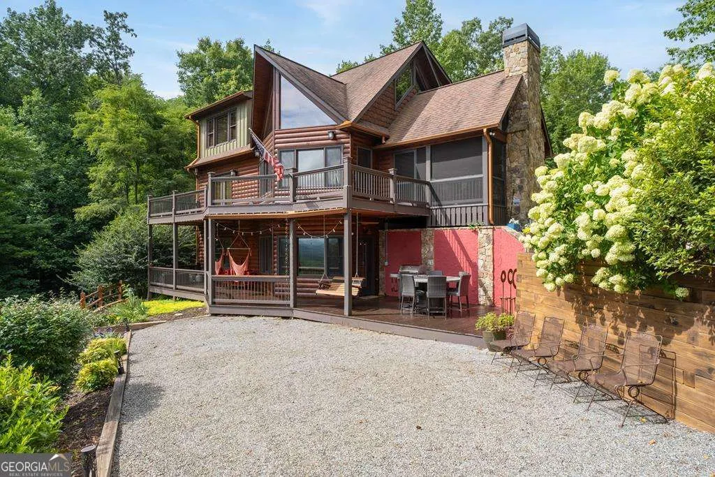 218 Chickadee Drive