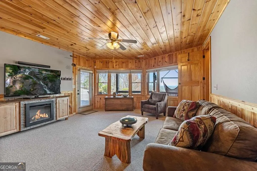 218 Chickadee Drive