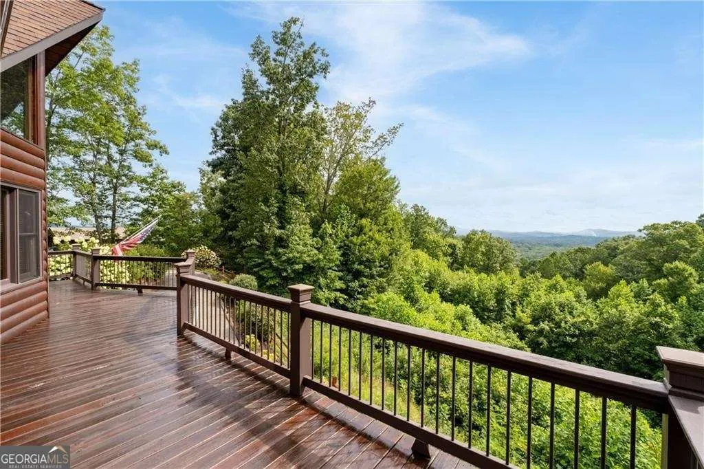 218 Chickadee Drive