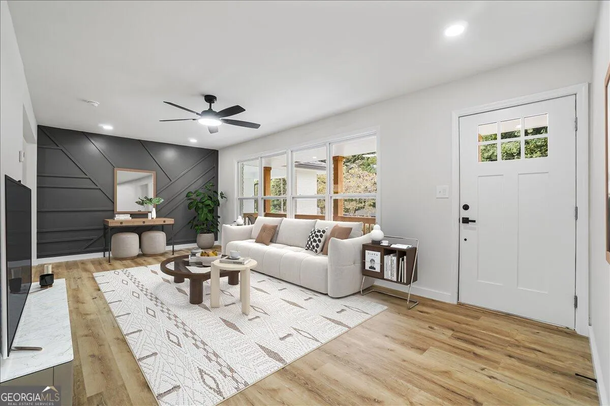 2234 Glendale Drive