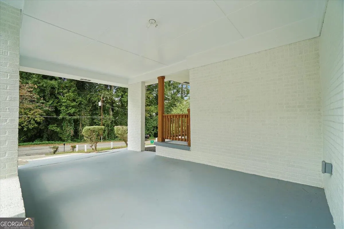 2234 Glendale Drive