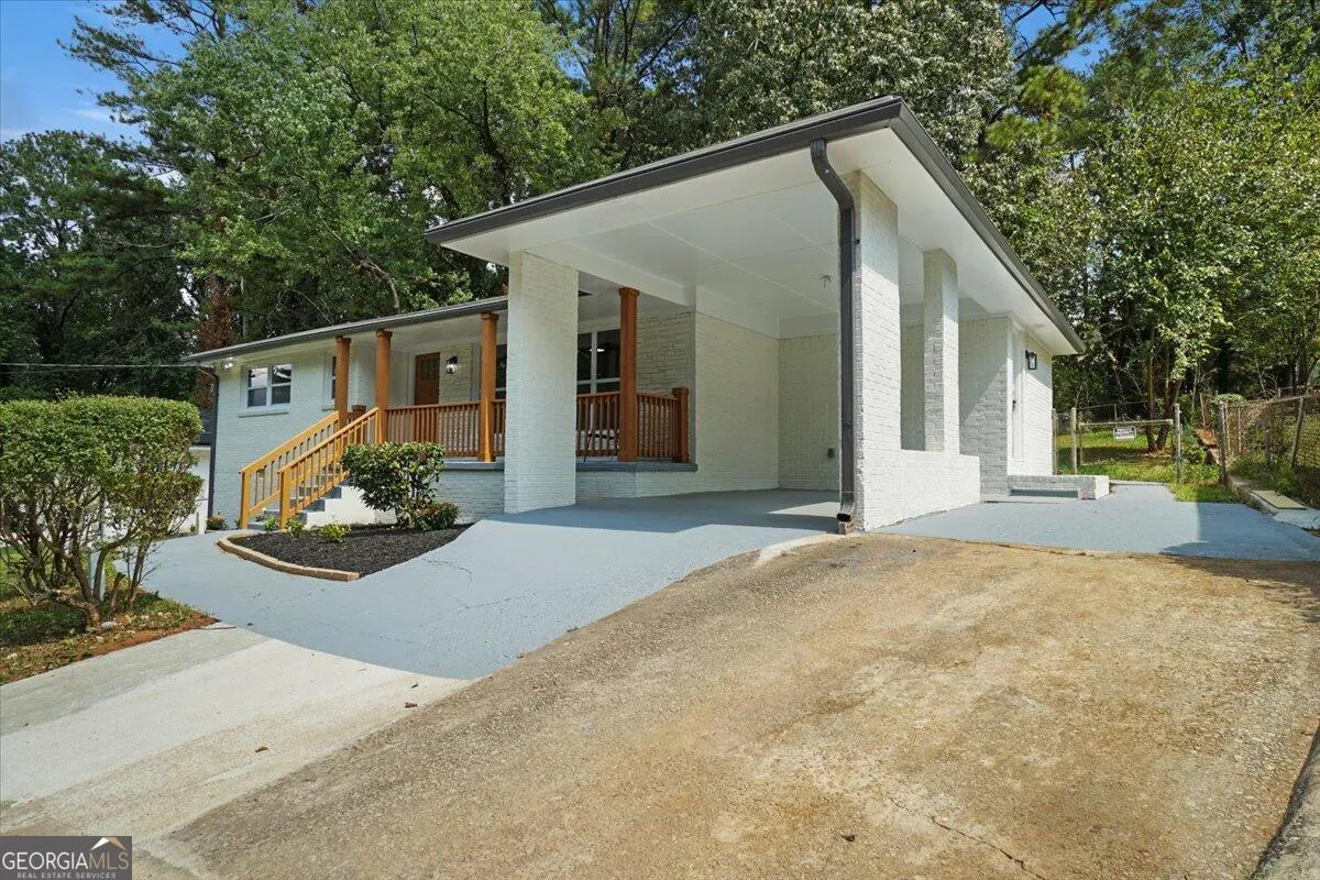 2234 Glendale Drive