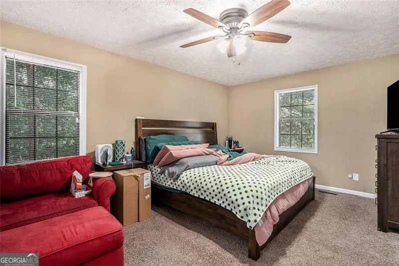 4611 OLD DOUGLASVILLE Road
