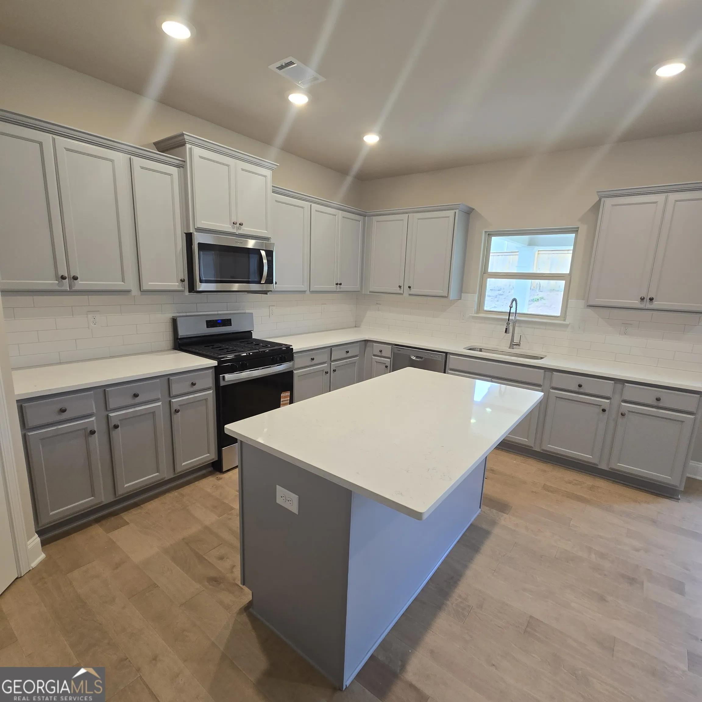 52-B 1107 Kingston Hill Drive, #52-B
