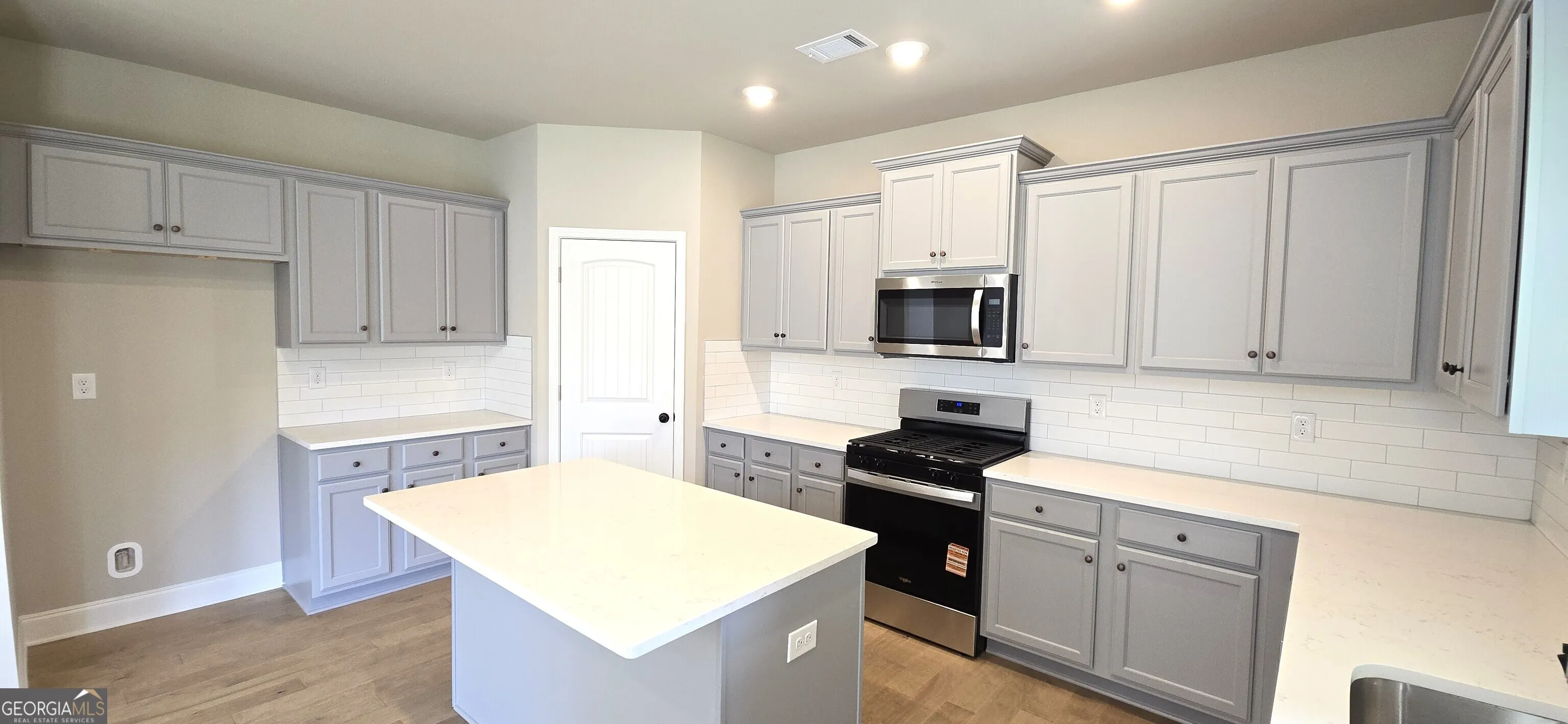 52-B 1107 Kingston Hill Drive, #52-B