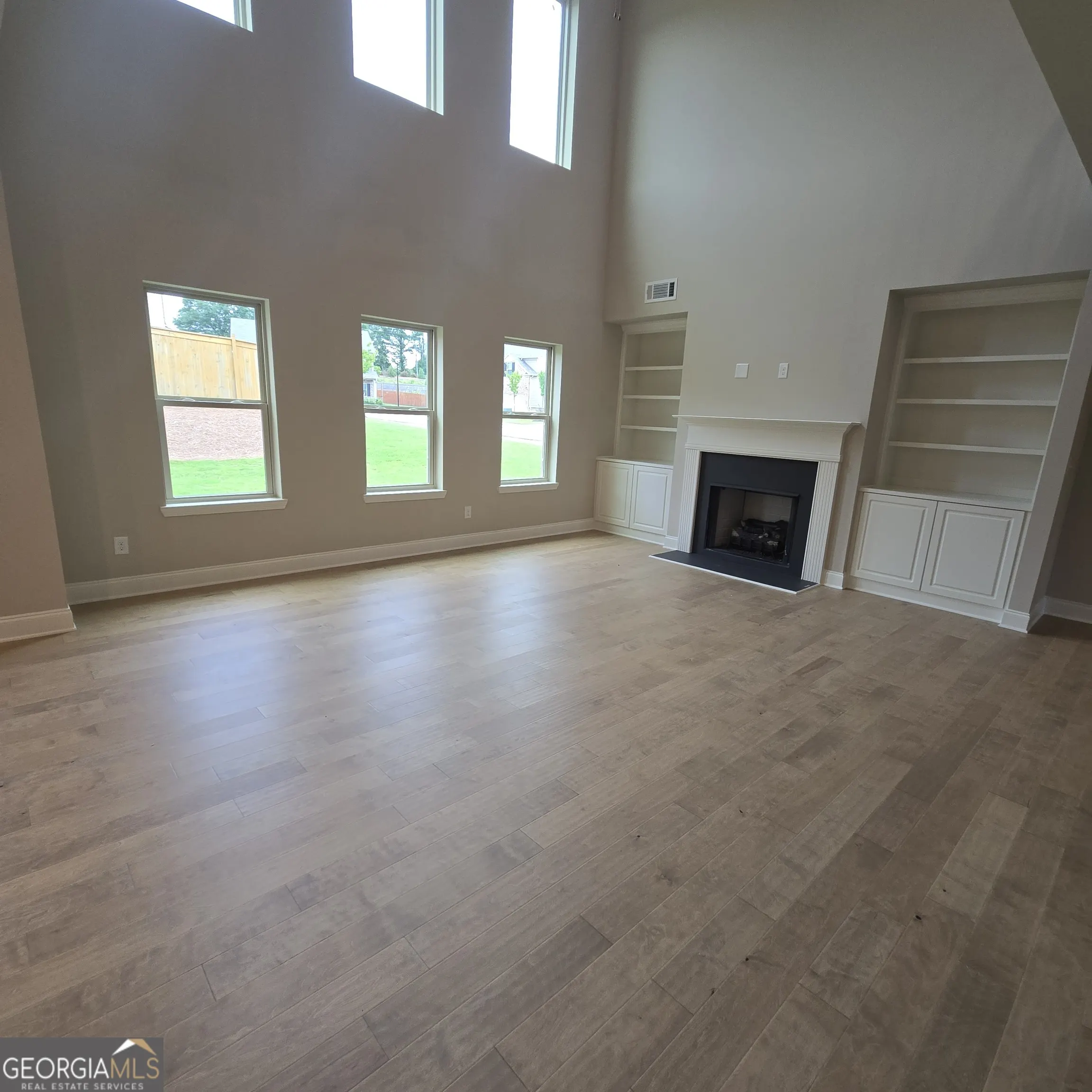52-B 1107 Kingston Hill Drive, #52-B