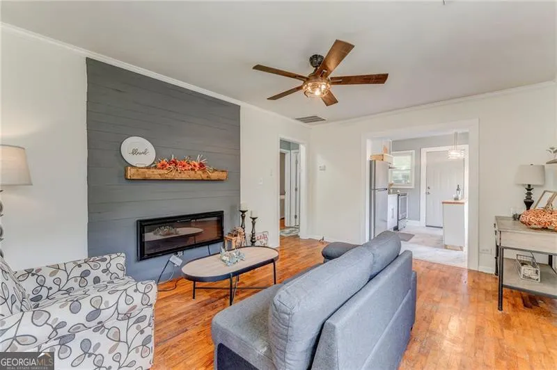 2005 Highland Circle