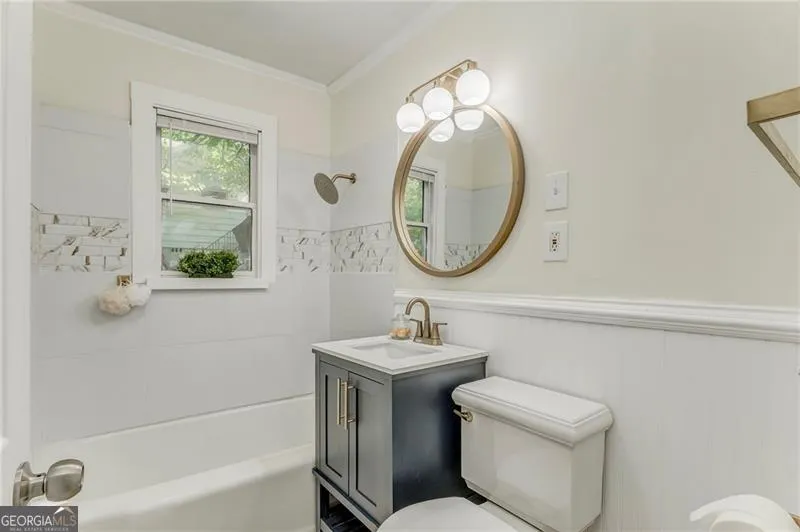 2005 Highland Circle