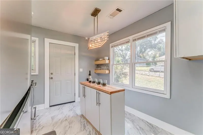2005 Highland Circle