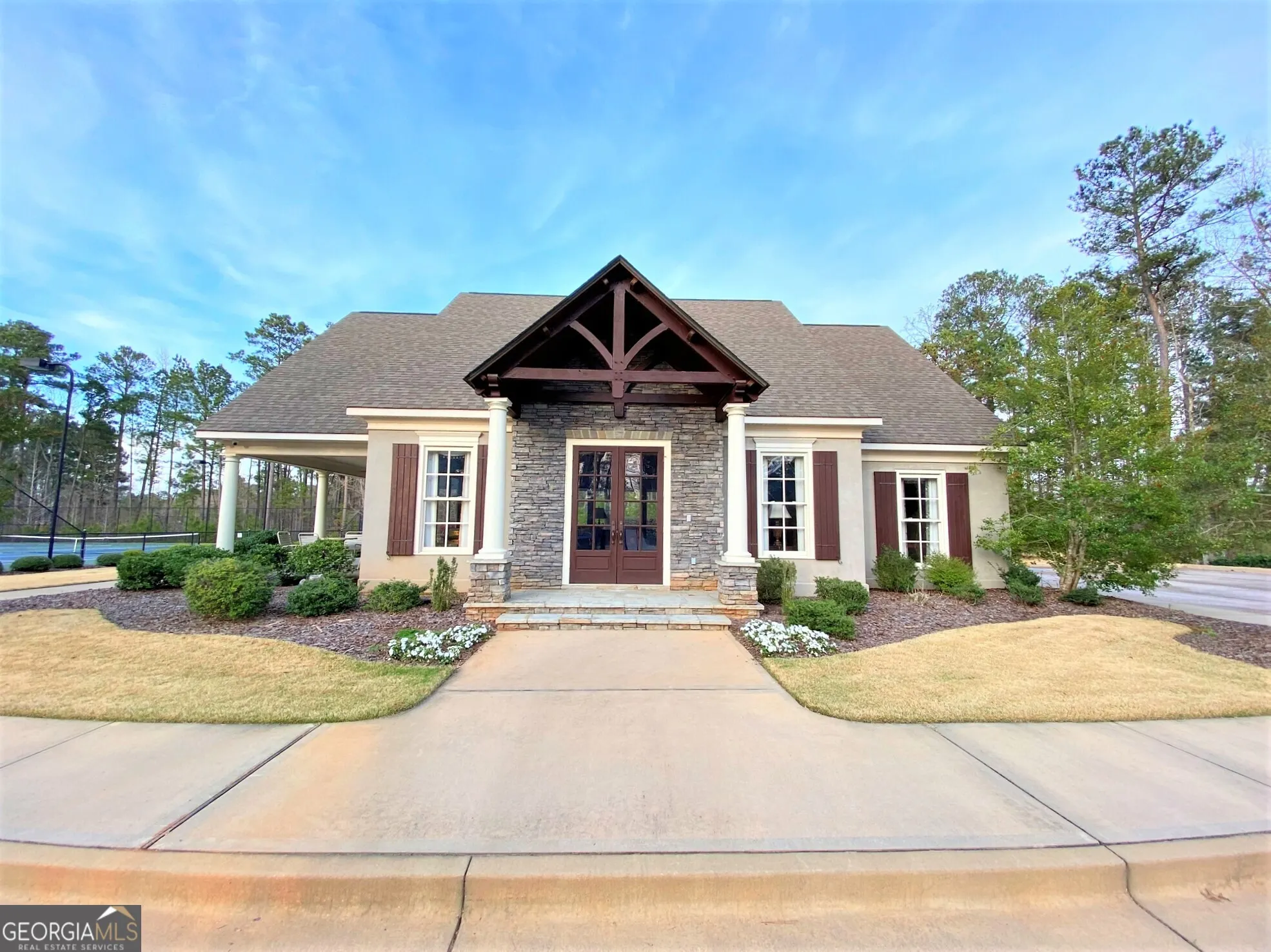 354 Willow Pointe Drive