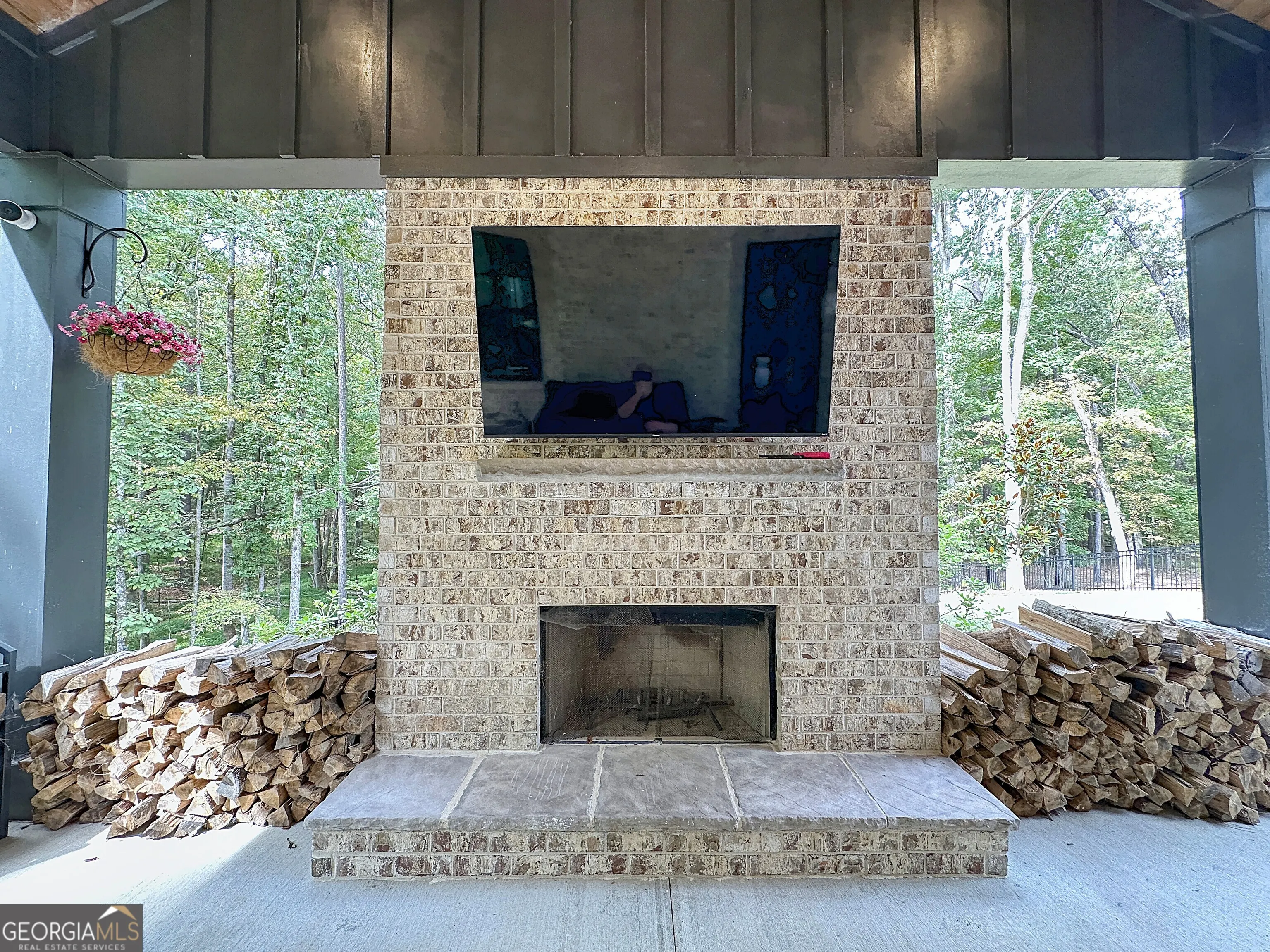 354 Willow Pointe Drive