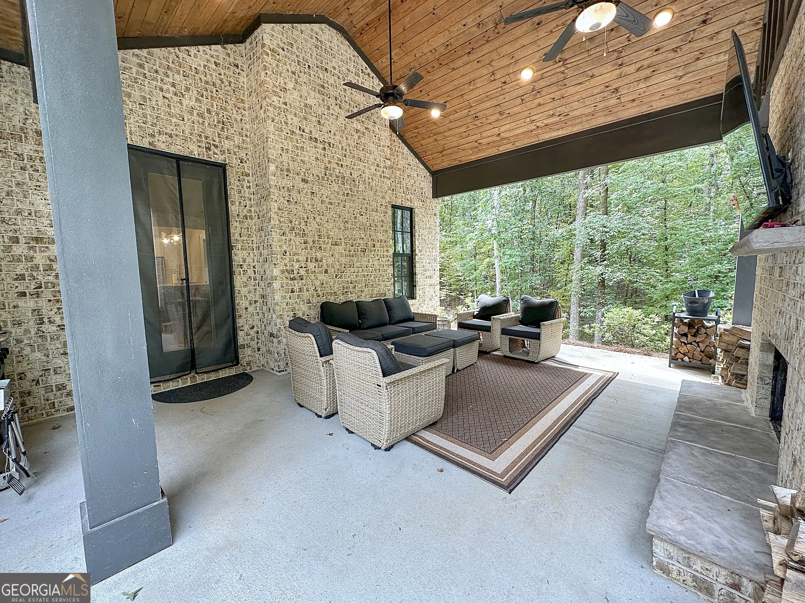 354 Willow Pointe Drive