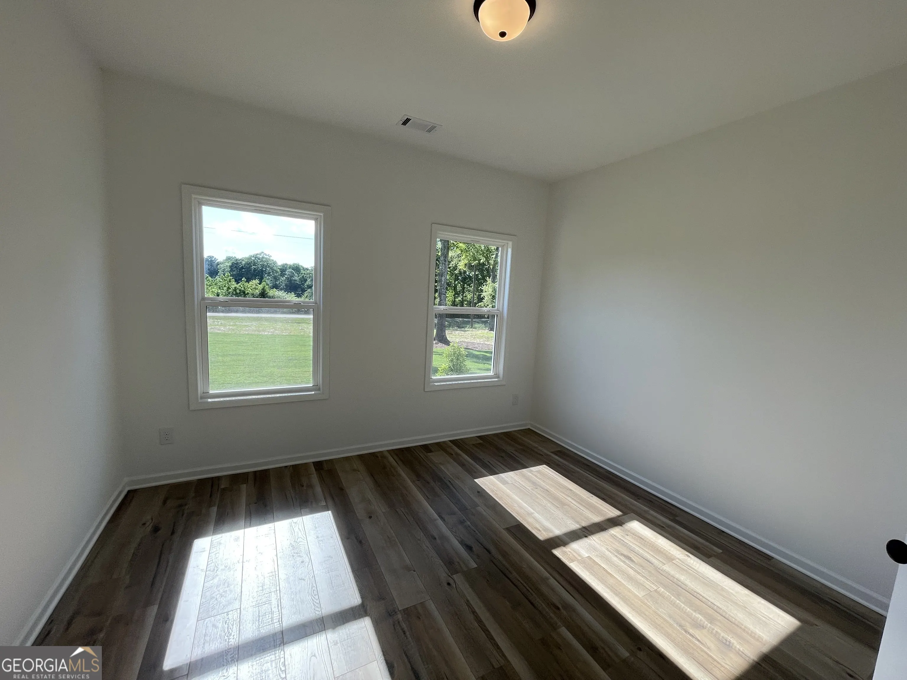 832 JACKSON Drive