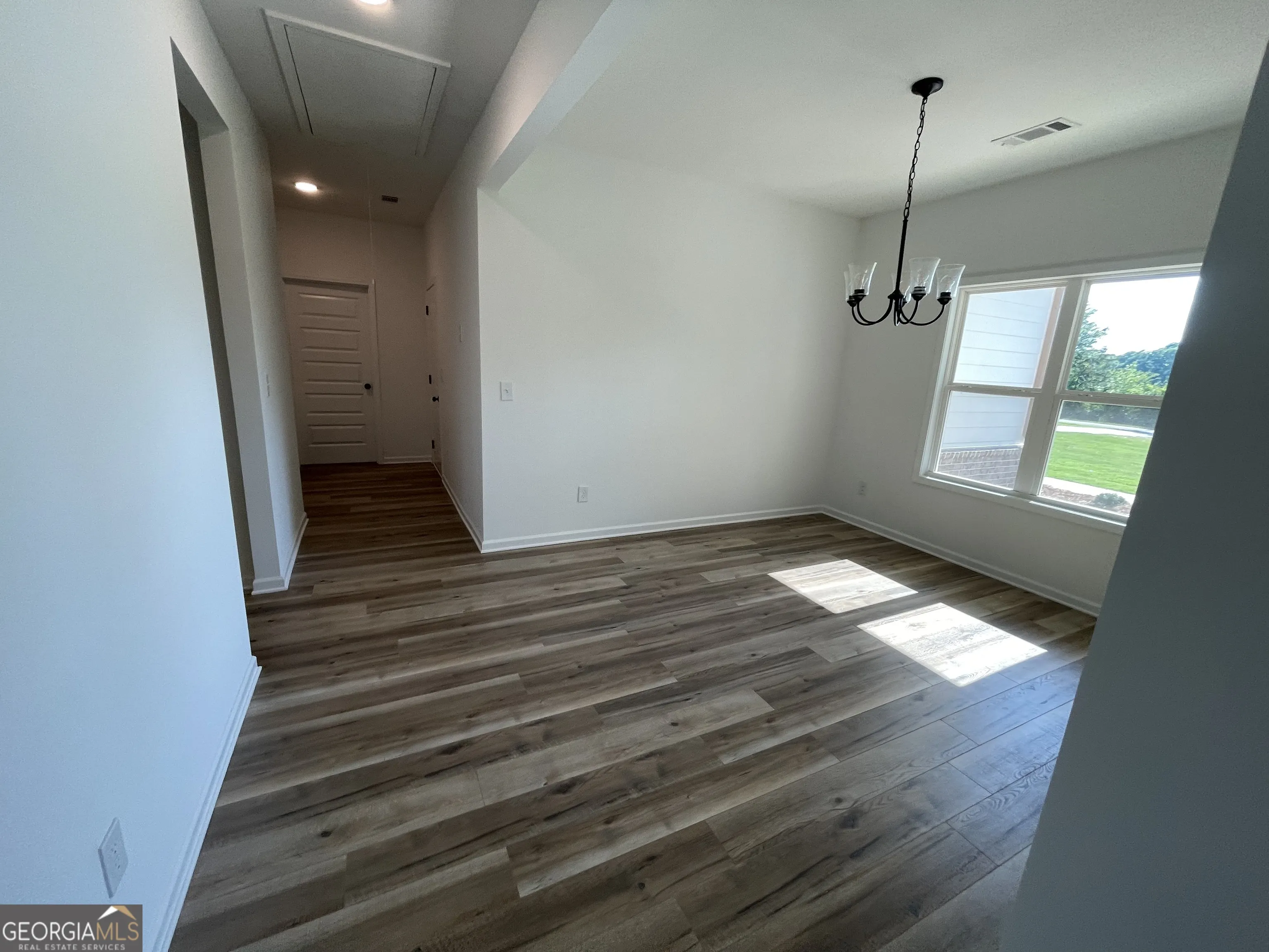 832 JACKSON Drive