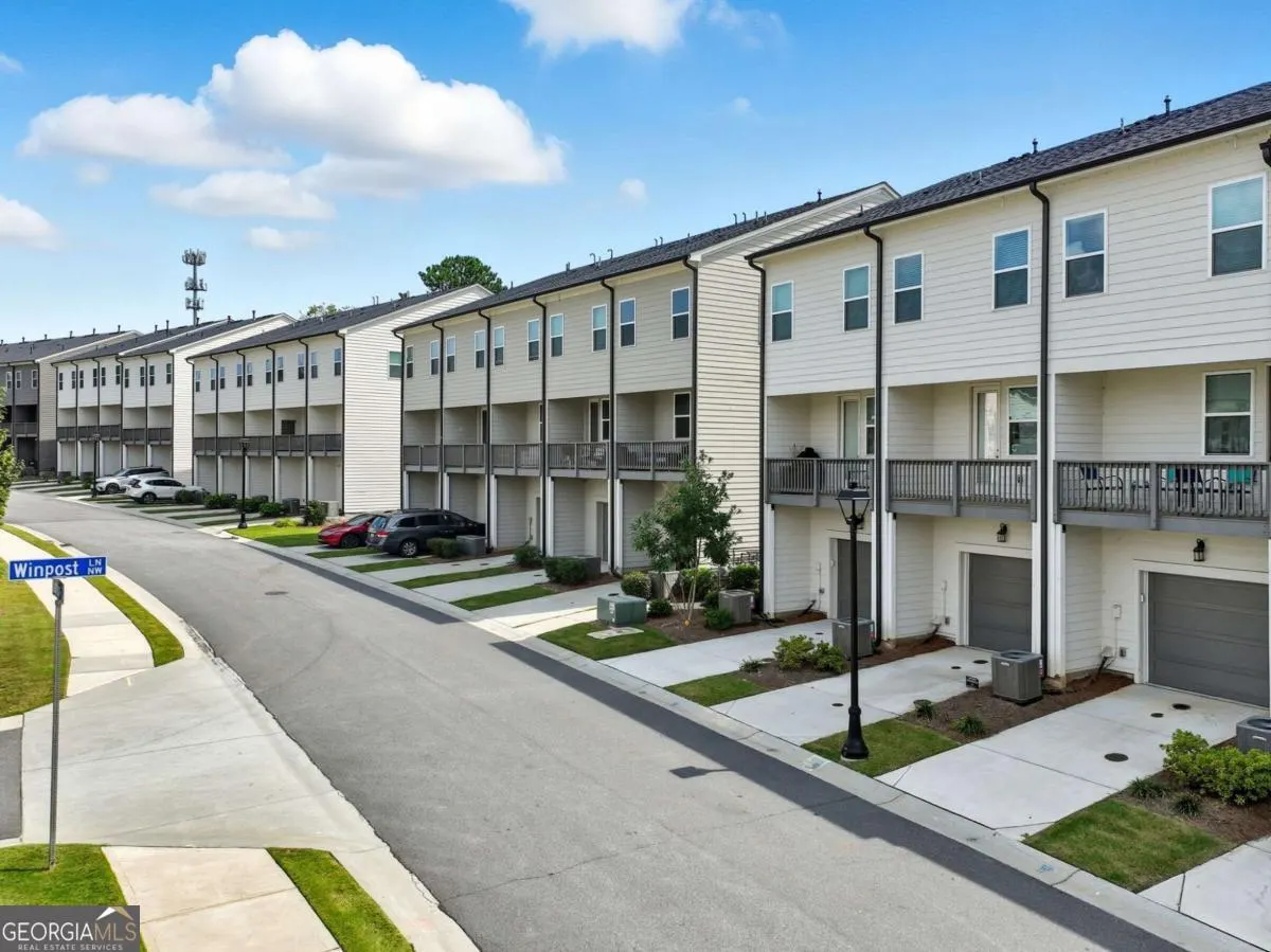 1507 Layton Lane NW