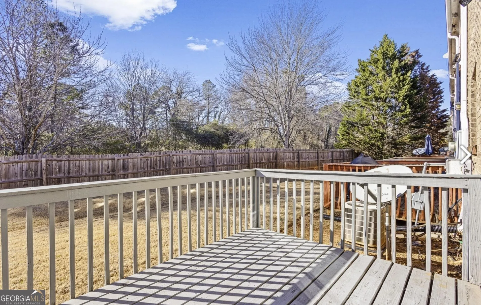 1332 Adcox Square