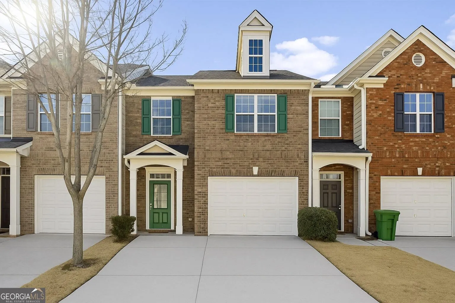 1332 Adcox Square