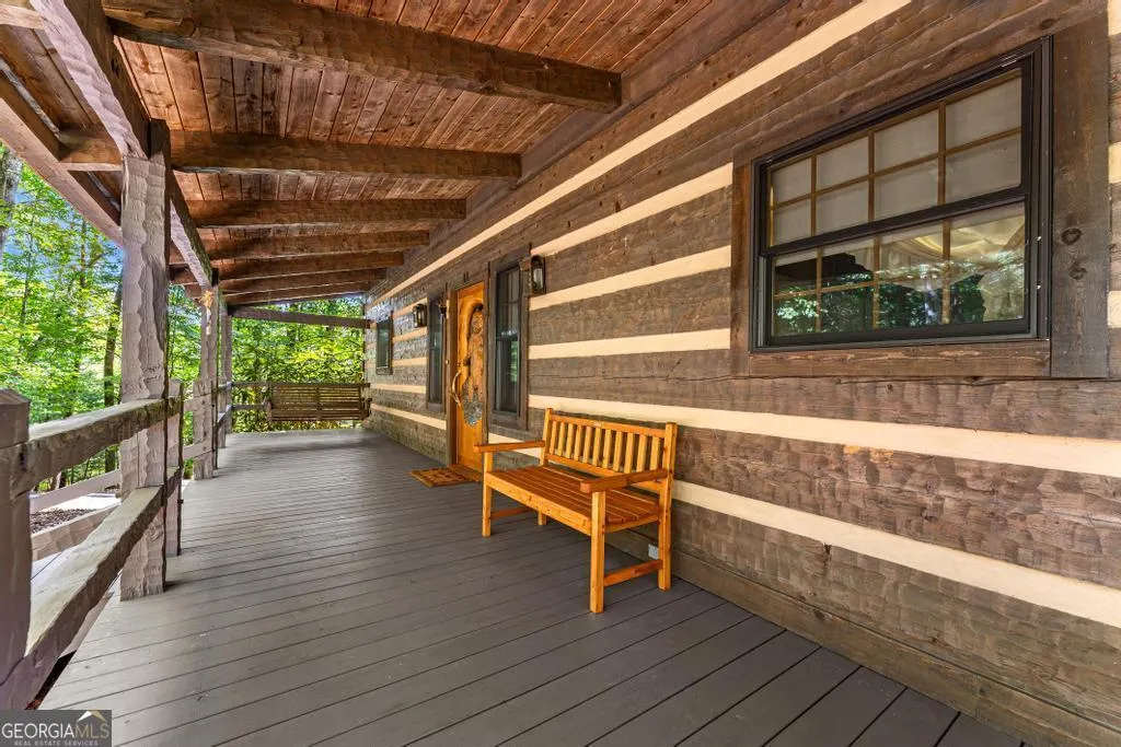 1127 Sautee Trail