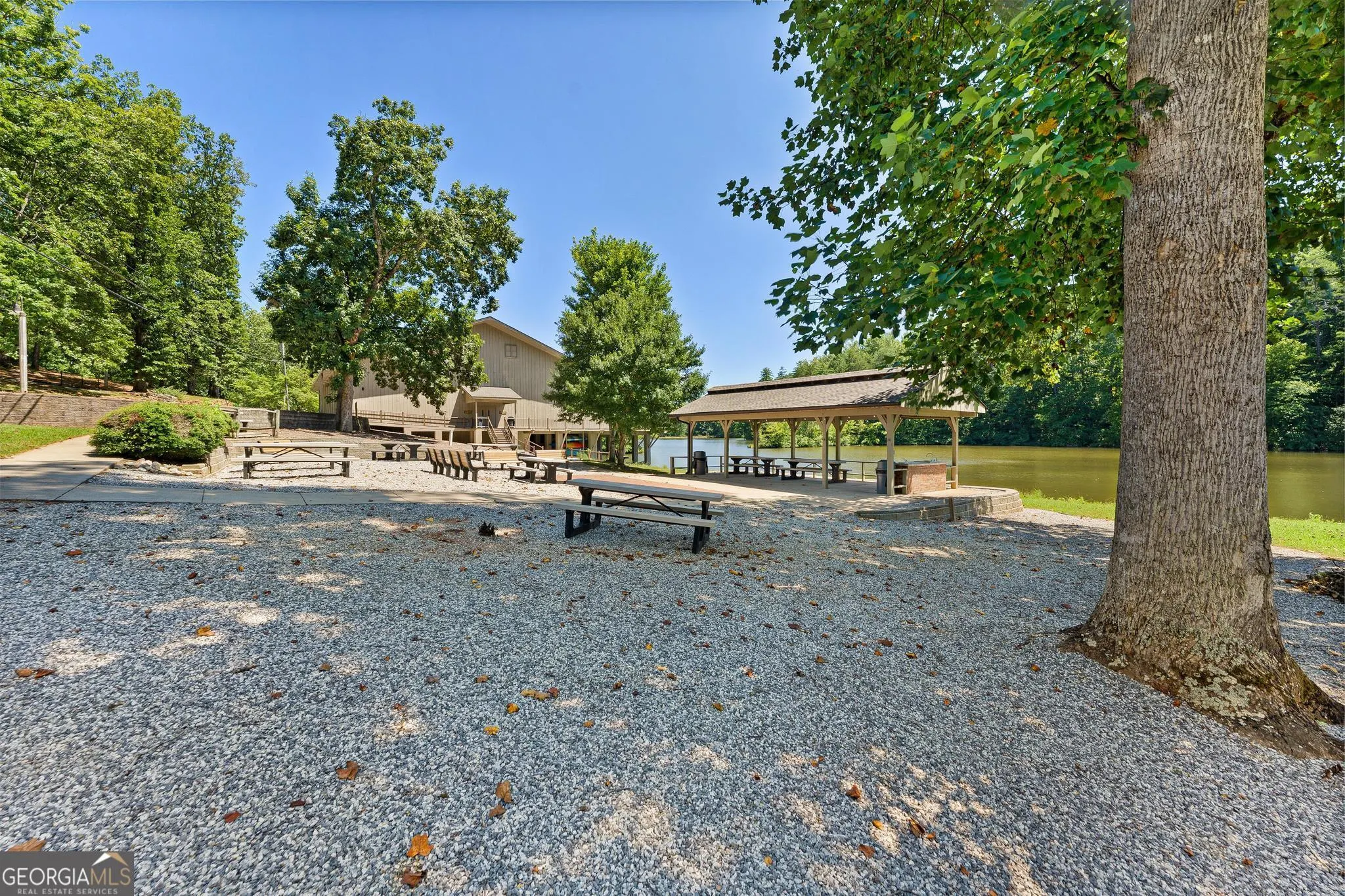 1127 Sautee Trail