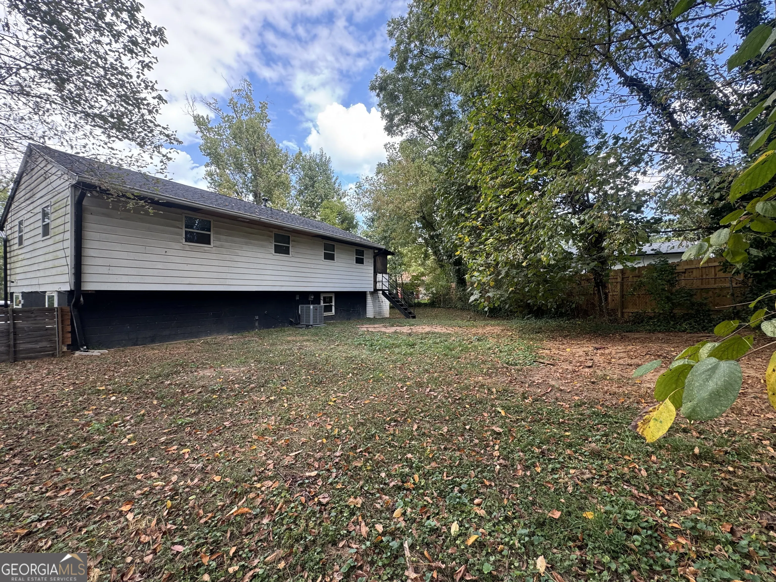 371 Roxbury Drive