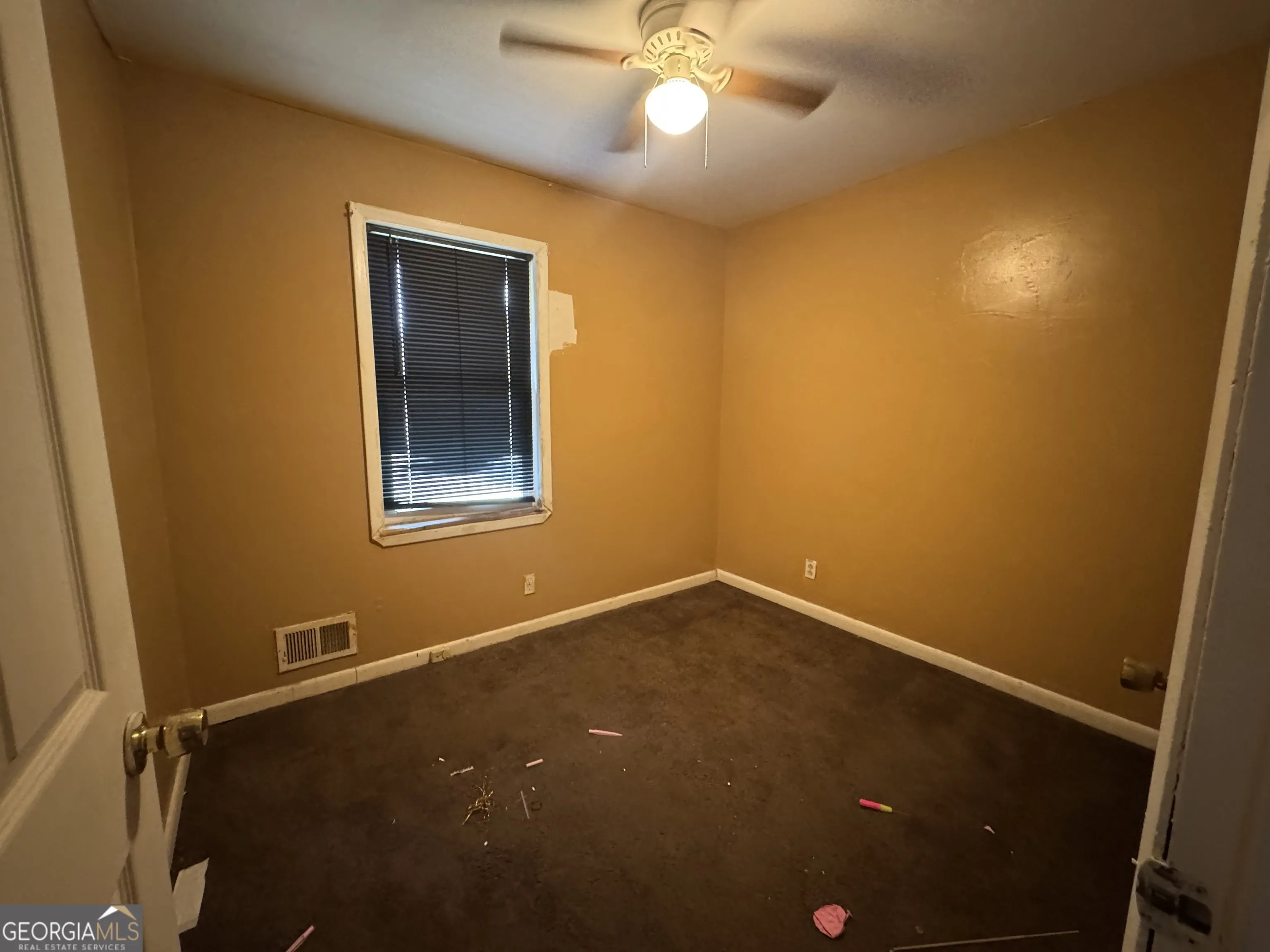 371 Roxbury Drive