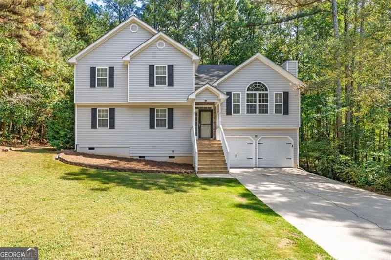 121 GREATWOOD Drive
