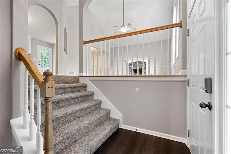 121 GREATWOOD Drive